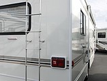 2003 Winnebago Minnie Winnie Photo #4