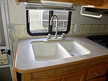 2004 Winnebago Minnie Winnie Photo #16