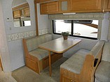 2004 Winnebago Minnie Winnie Photo #21