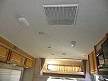 2004 Winnebago Minnie Winnie Photo #38