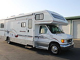 2005 Winnebago Minnie Winnie Photo #2