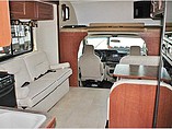 2015 Winnebago Minnie Winnie Photo #16