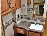 2015 Winnebago Minnie Winnie Photo #31