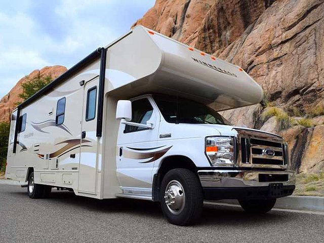 2015 Winnebago Minnie Winnie Photo