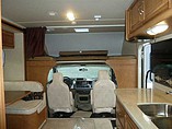 2015 Winnebago Minnie Winnie Premier Photo #12