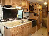 2015 Winnebago Minnie Winnie Premier Photo #16