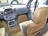 2006 Winnebago Navion Photo #7