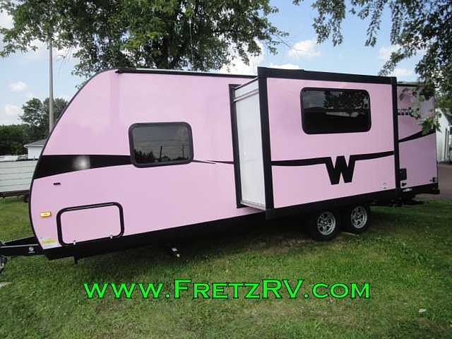 2015 Winnebago Minnie Winnie Photo