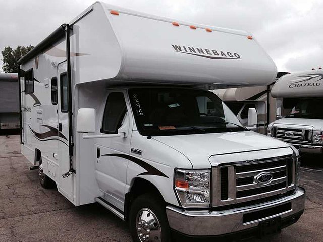 2015 Winnebago Minnie Winnie Photo
