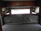 2009 Winnebago Navion Photo #9