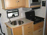2006 Winnebago Navion Photo #7