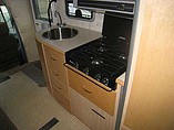 2006 Winnebago Navion Photo #14