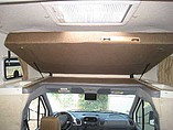 2006 Winnebago Navion Photo #17