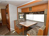 2006 Winnebago Outlook Photo #3