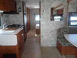 2007 Winnebago Outlook Photo #2