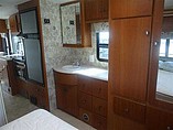 2007 Winnebago Outlook Photo #8