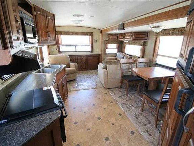 2013 Winnebago One Photo