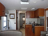 2008 Winnebago Outlook Photo #7