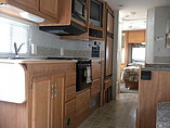 2006 Winnebago Outlook Photo #3