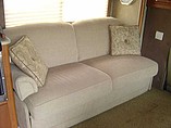 2008 Winnebago Outlook Photo #33