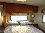 2008 Winnebago Outlook Photo #23