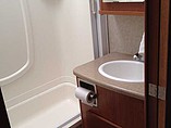 2007 Winnebago Outlook Photo #9