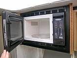 2004 Winnebago Rialta Photo #13