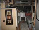 2003 Winnebago Rialta Photo #16