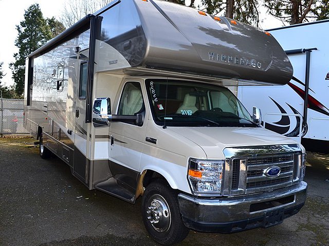 2015 Winnebago Winnebago Photo
