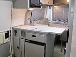 2005 Winnebago Rialta Photo #6