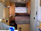 2005 Winnebago Rialta Photo #7