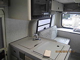 2002 Winnebago Rialta Photo #4