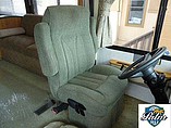 2002 Winnebago Sightseer Photo #18