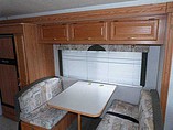 2002 Winnebago Sightseer Photo #7