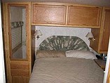 2004 Winnebago Sightseer Photo #7