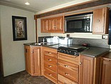 2014 Winnebago Sightseer Photo #25