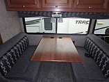2016 Winnebago Sightseer Photo #12