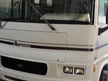 2002 Winnebago Sightseer Photo #4