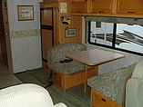 2004 Winnebago Sightseer Photo #7