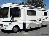 2005 Winnebago Sightseer Photo #4