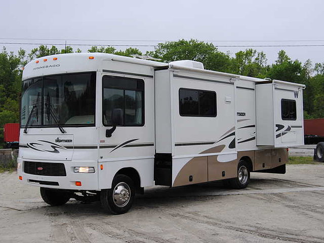 2006 Winnebago Sightseer Photo