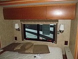 2008 Winnebago Sightseer Photo #12