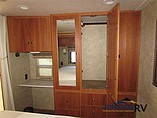 2008 Winnebago Sightseer Photo #24