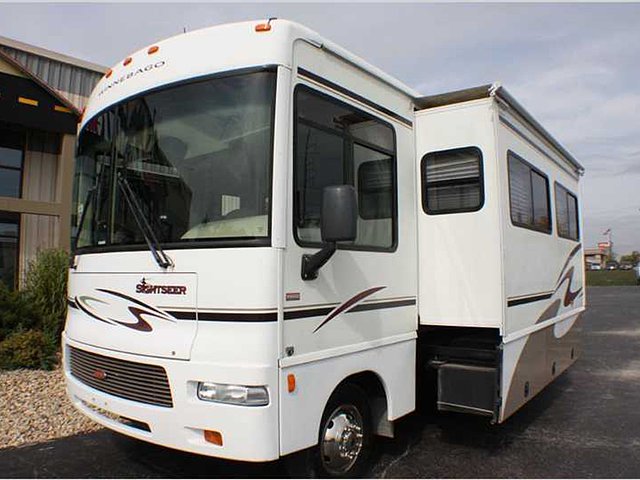 2006 Winnebago Sightseer Photo