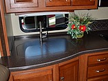 2015 Winnebago Sightseer Photo #9