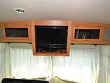 2004 Winnebago Sightseer Photo #30