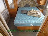 2004 Winnebago Sightseer Photo #29