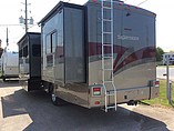 2009 Winnebago Sightseer Photo #3