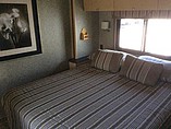 2009 Winnebago Sightseer Photo #13