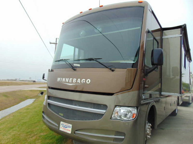 2013 Winnebago Sightseer Photo